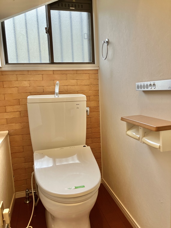 トイレ　コンパクトで使いやすいトイレです