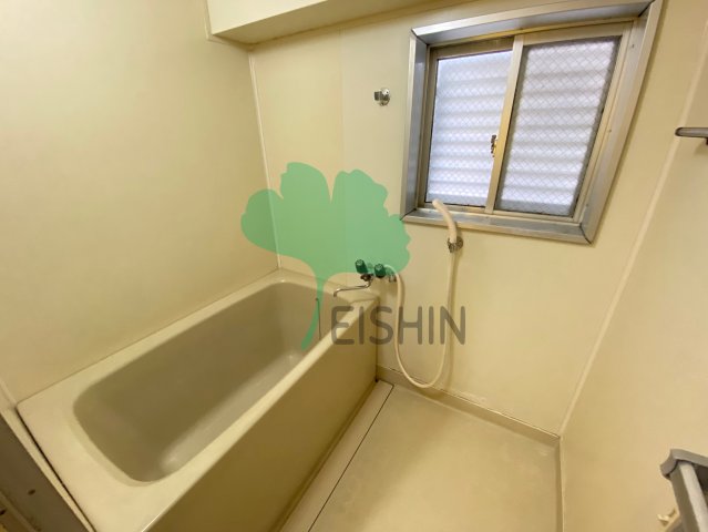 バス・シャワールーム　清潔感のある浴室です！