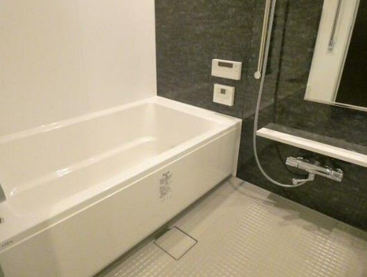 バス・シャワールーム　別号室参考写真含む