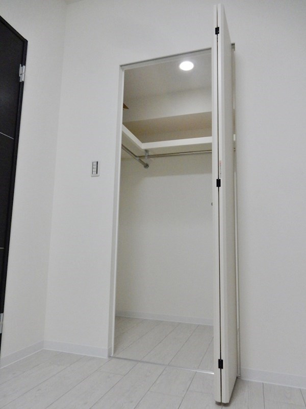 収納　ウォークインクローゼット