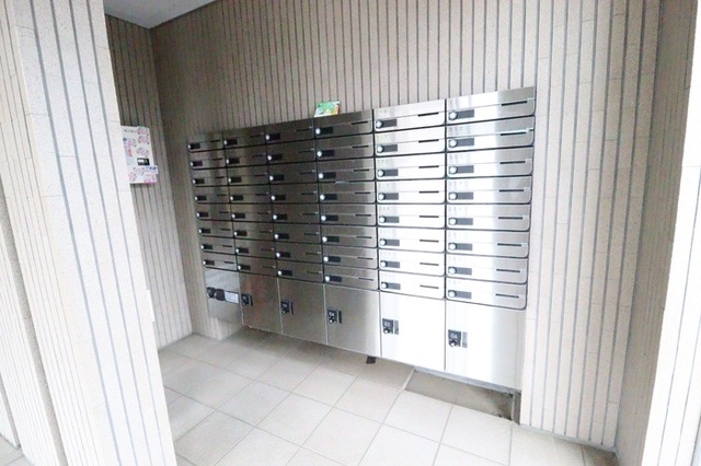 ロビー　集合ポスト