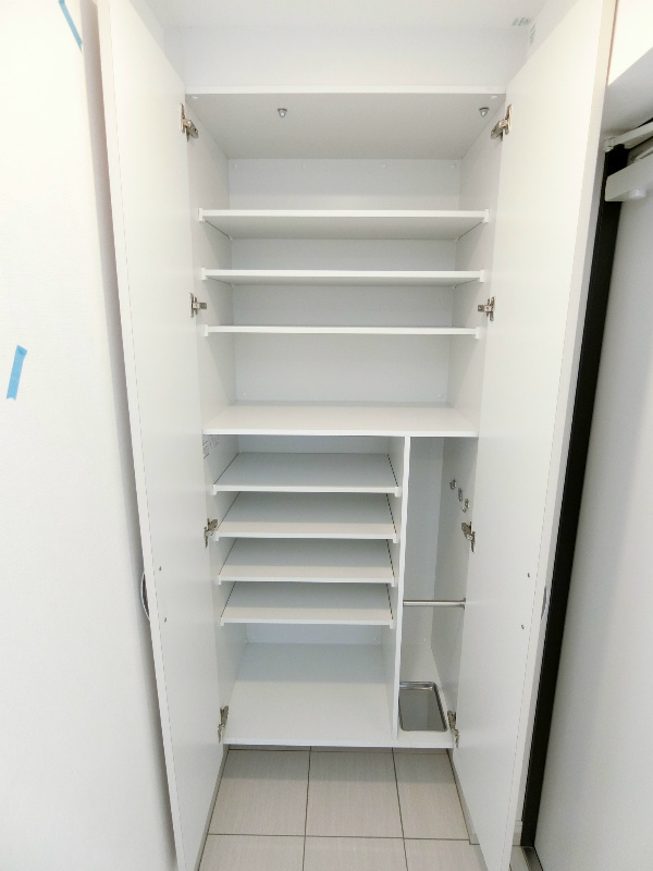 その他　下足入はトール型になっており、傘なども収納できます！！