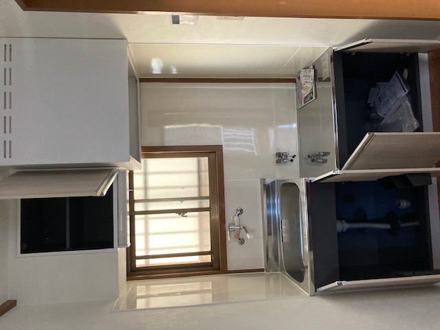 キッチン　窓のあるキッチン