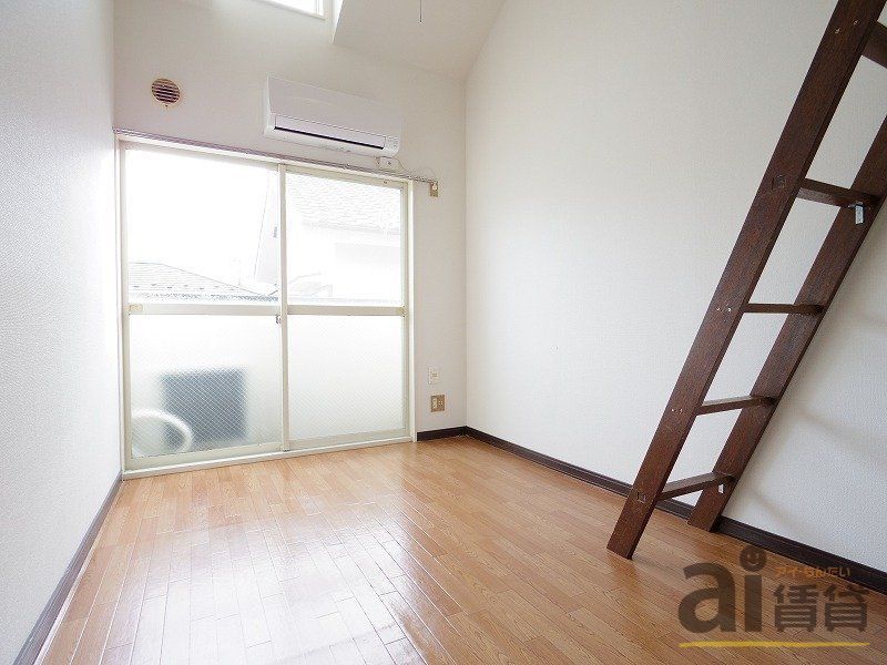 居室・リビング　～同仕様写真～