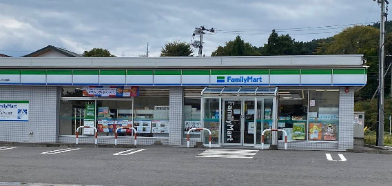 コンビニ　ファミリーマート 外ヶ浜三厩店（コンビニ）まで270m