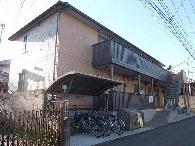 建物外観　高台で日当たり良好