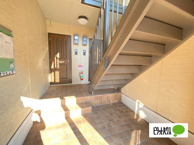 エントランス　エントランス