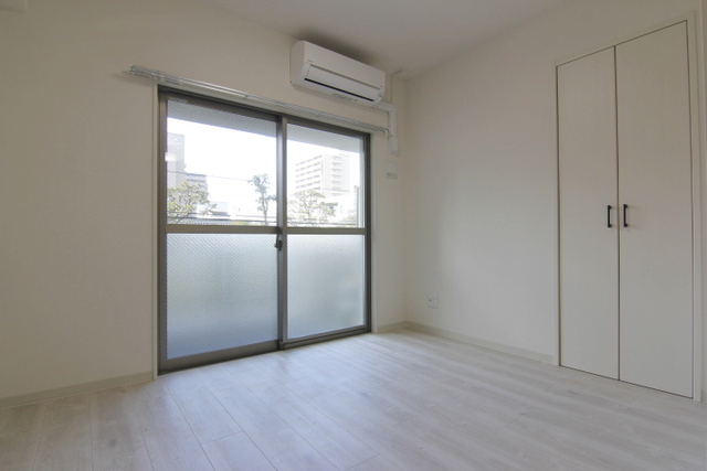 居室・リビング　現況を優先します