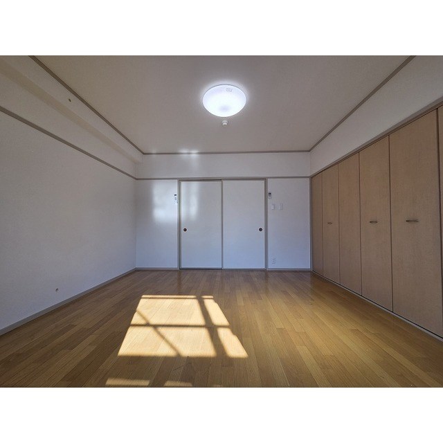 居室・リビング　陽当り良好