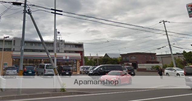 コンビニ　セブンイレブン（コンビニ）まで414m