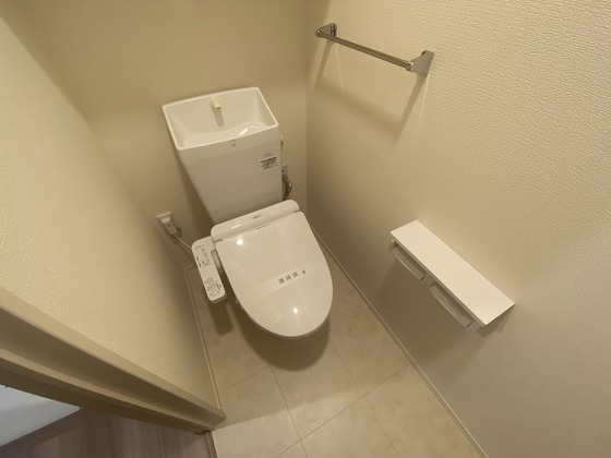 トイレ　※別部屋の写真です