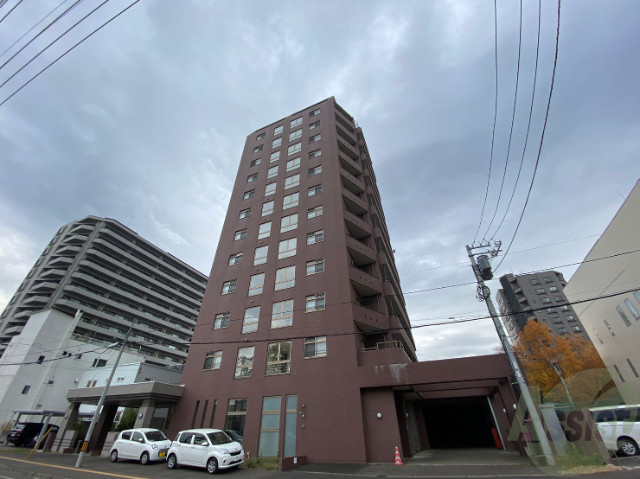 建物外観　札幌市中央区南十四条西「三和マンション」