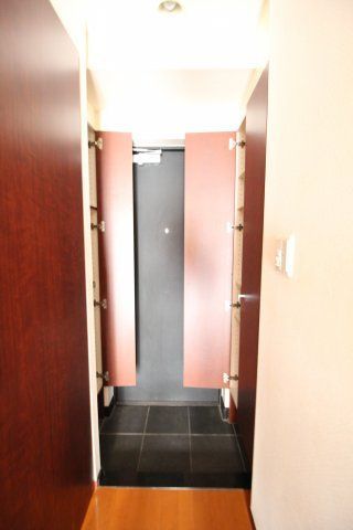 玄関　（別タイプ参考写真）アクサス巣鴨ステーション　豊島区巣鴨2