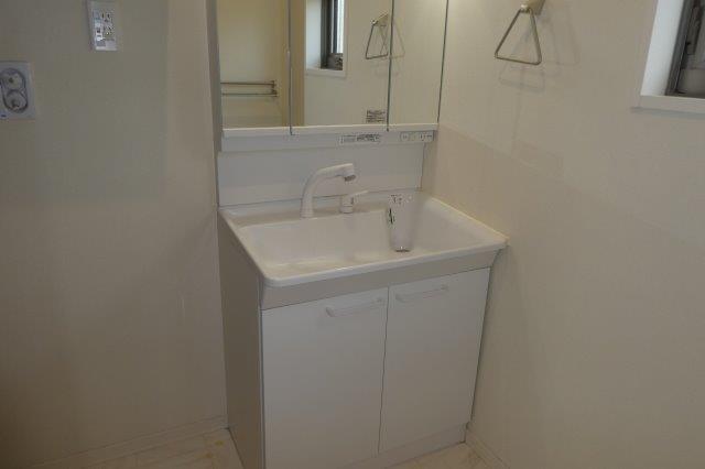 洗面設備　シャンプードレッサー