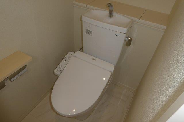 トイレ　ウォシュレット