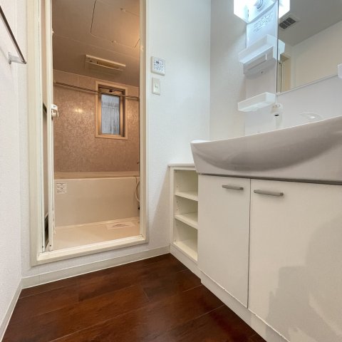 洗面設備　同仕様タイプです