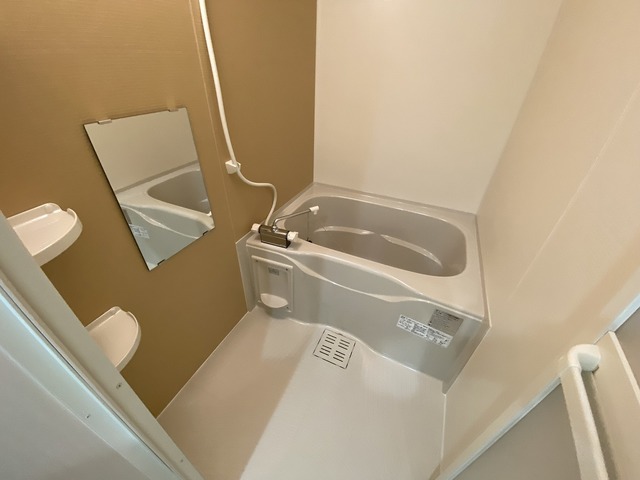 バス・シャワールーム　同一施工会社同一仕様写真