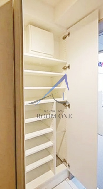 玄関　玄関です。