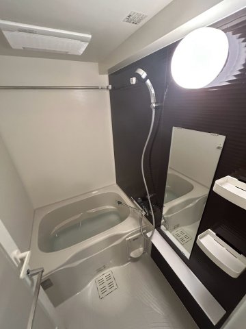 バス・シャワールーム　日々の疲れを癒すお風呂付です