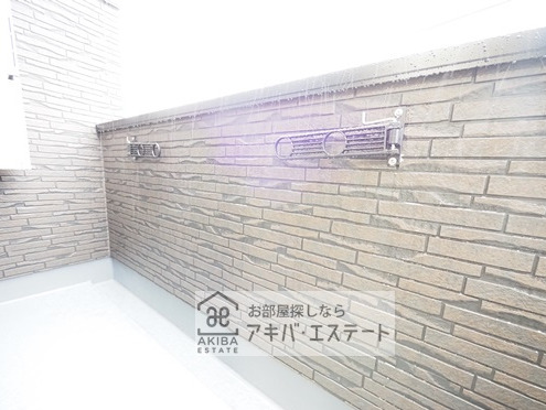 バルコニー　※同一仕様写真