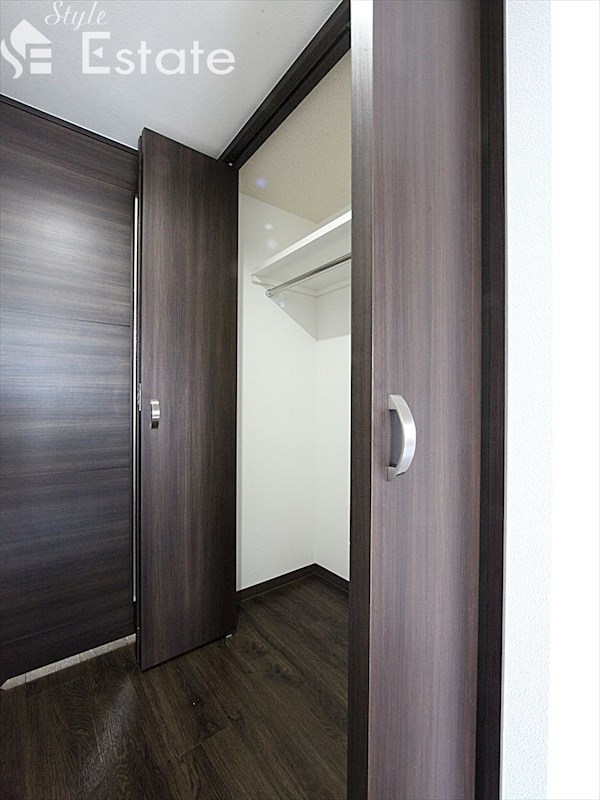 収納　クローゼット