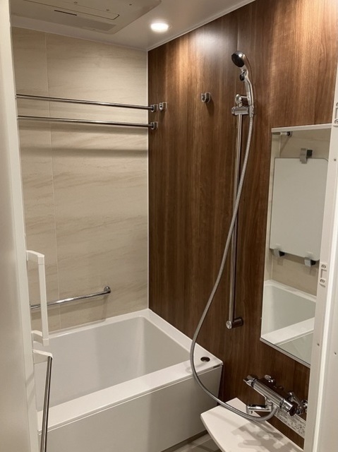 バス・シャワールーム