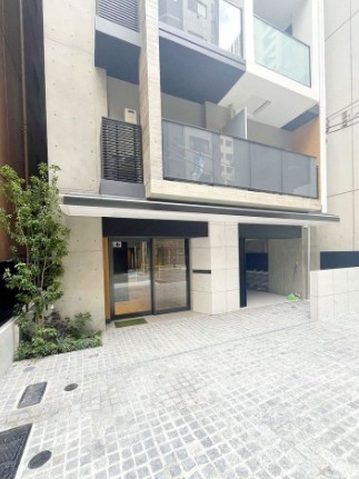 エントランス　清潔なエントランスです