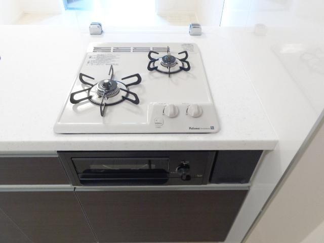 キッチン　同施工会社の参考写真です。