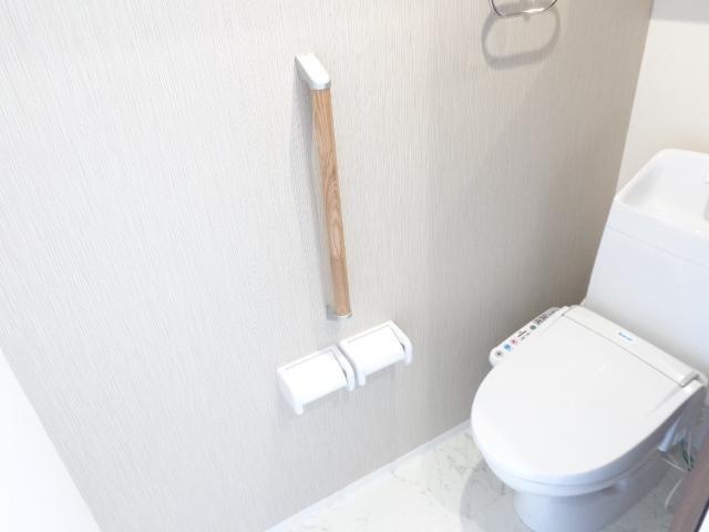 トイレ　同施工会社の参考写真です。