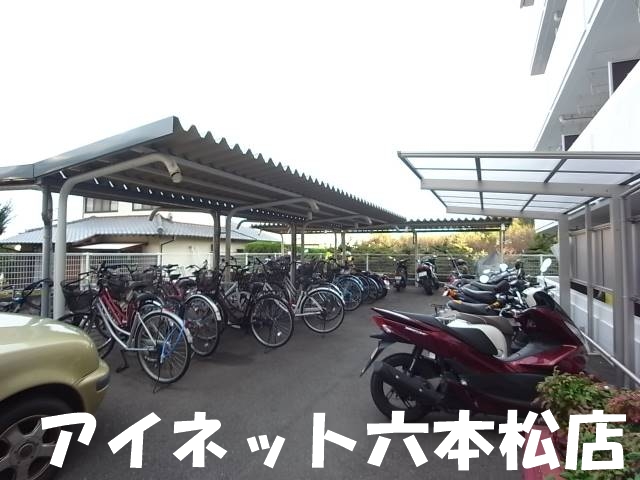 その他共有部分　バイク置き場有です