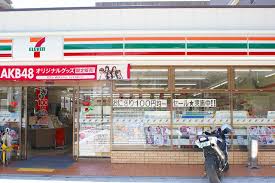 コンビニ　セブンイレブン 大阪玉造1丁目店（コンビニ）まで53m