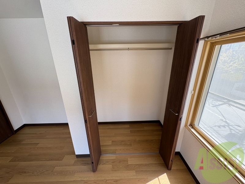 収納　クローゼットがありました。お洋服や荷物はここへ
