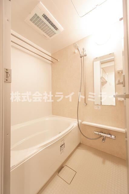バス・シャワールーム　※写真は同タイプ住戸です。?