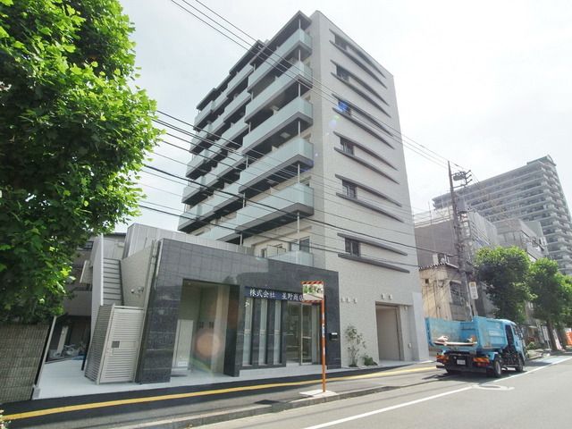 建物外観　♪大通りから１本入った閑静な住宅街に佇む建物です♪