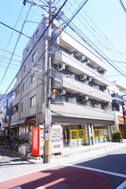 建物外観　防犯が気になる方におすすめのオートロック付です！