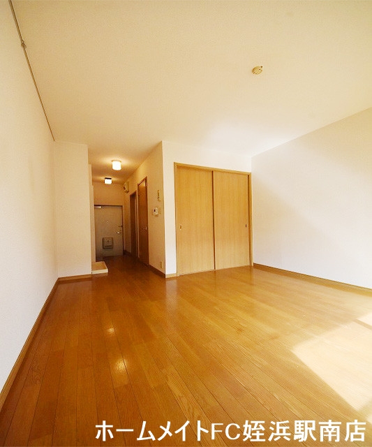 居室・リビング　★南向き・角部屋です♪★参考写真