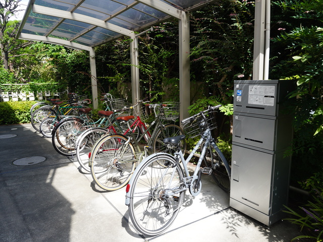 その他共有部分　自転車置き場ございます、お出かけの際にも便利ですね。