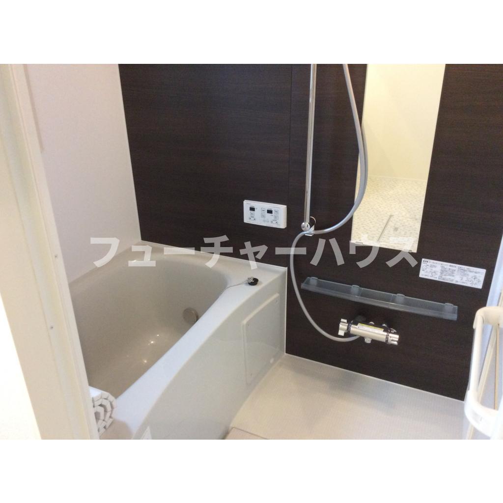 バス・シャワールーム　きれいなお風呂です
