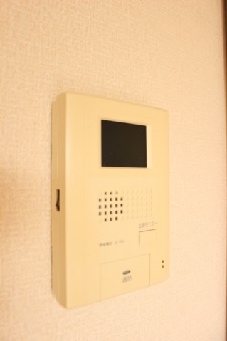 セキュリティ　ＴＶドアホンで防犯対策。