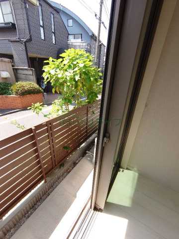 バルコニー　別部屋参考写真となります。