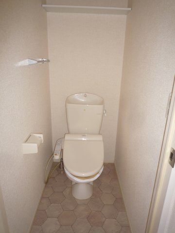 トイレ　トイレもきれいです
