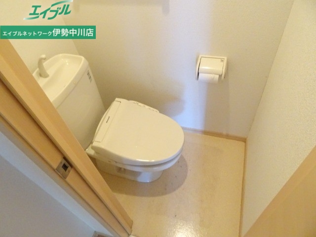 トイレ　別部屋画像参考