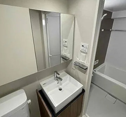 洗面設備　写真は同タイプ住居です