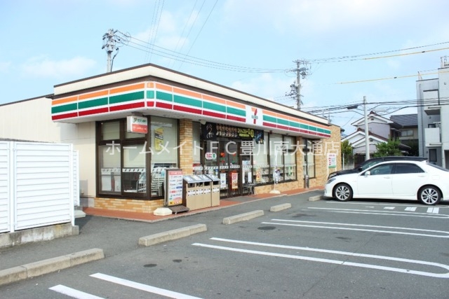 コンビニ　セブンイレブン豊川下野川町店（コンビニ）まで310m