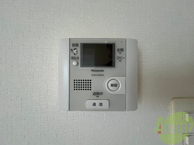 セキュリティ　ＴＶモニター付インターホンです。来客者の顔が見えるので安心！