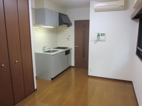 居室・リビング　弊社は都内全域の物件が仲介手数料最大無料でご紹介可能です！