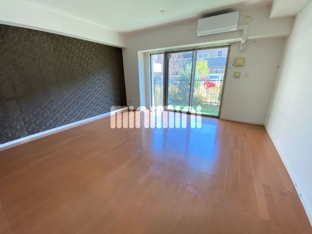 居室・リビング　別部屋の参考写真です。