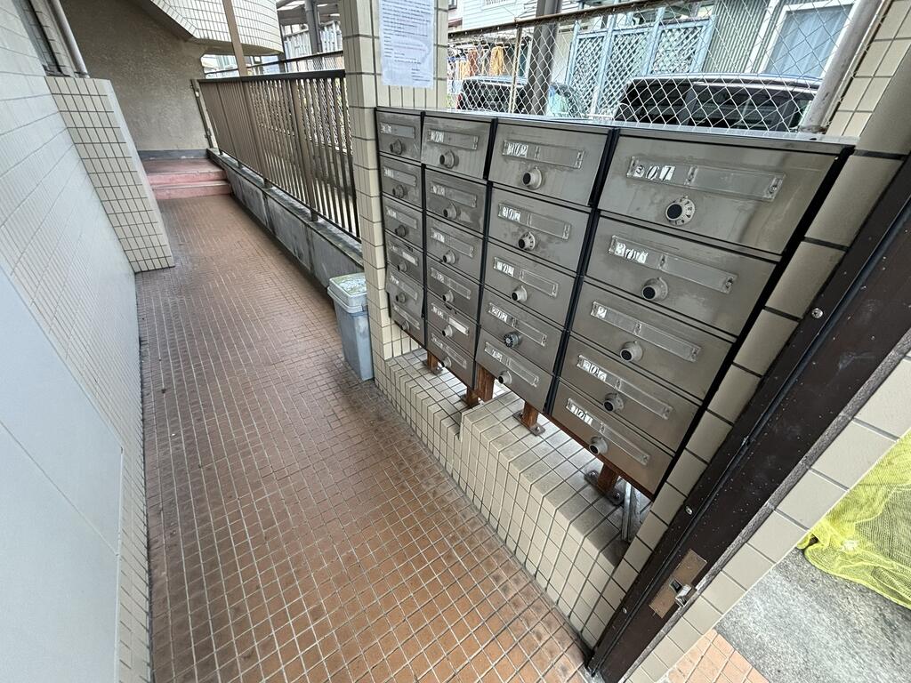ウインズ植田の外観写真