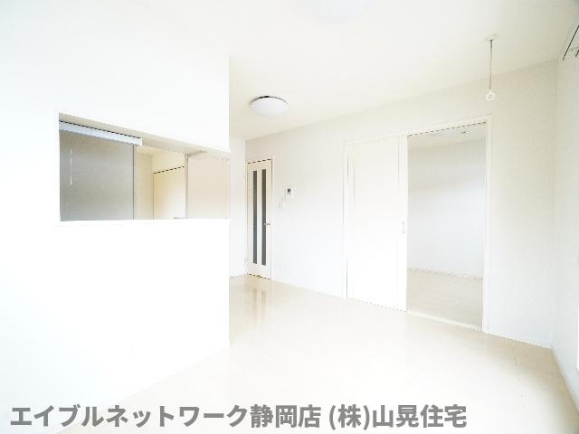 居室・リビング　おしゃれな居間です