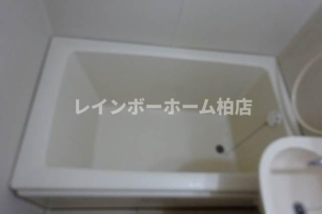 バス・シャワールーム　お風呂です